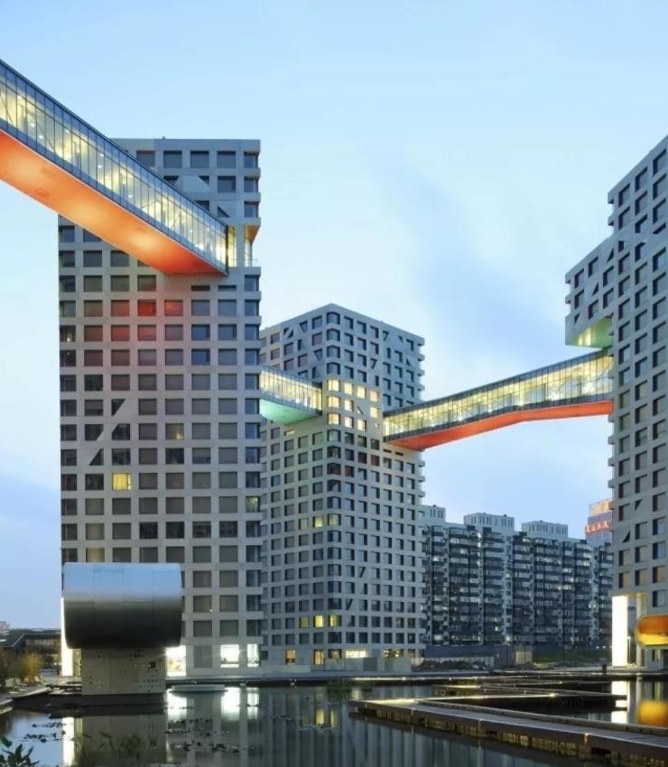 当代万国城moma位列十大建筑奇迹中,中国仅北京拥有三处(鸟巢,中央