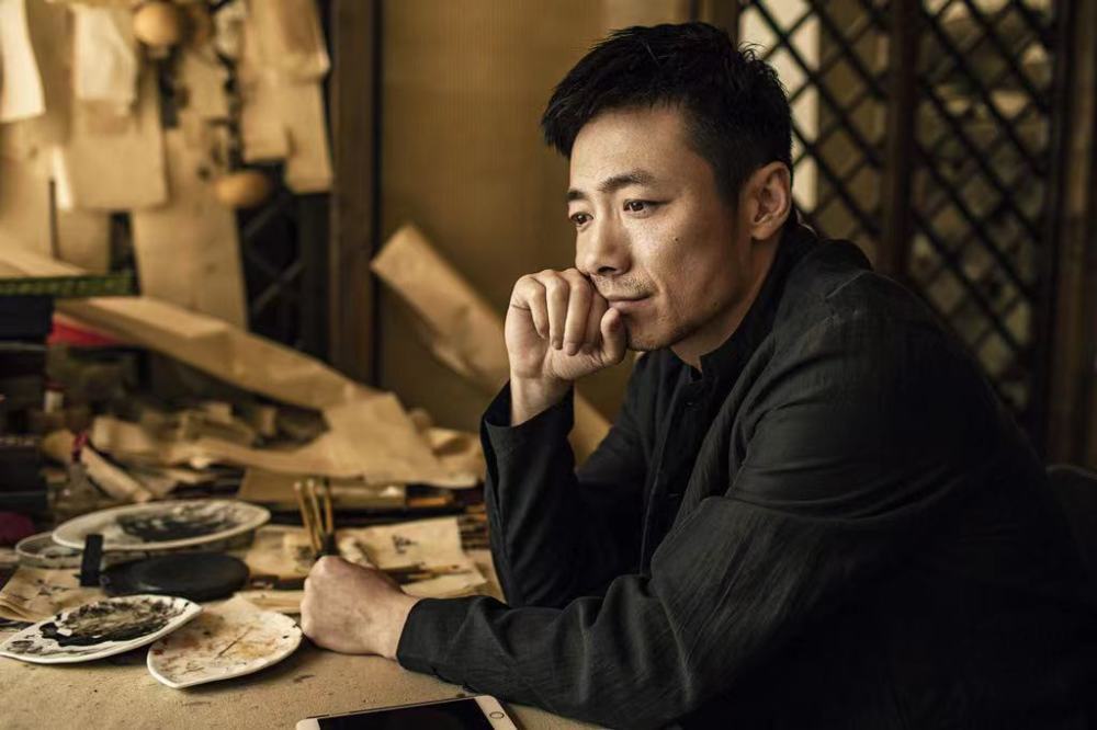 高考前女孩意外发现妈妈与王叔叔露水情缘选择交白卷