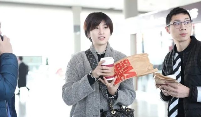 12年后再看许昕姚彦：这对“乒坛神仙眷侣”，才是真的双向奔赴_腾讯新闻