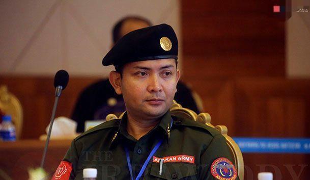 (图:若开叛军总司令通米能)克钦邦还和印度东北人的克钦人武装合作.