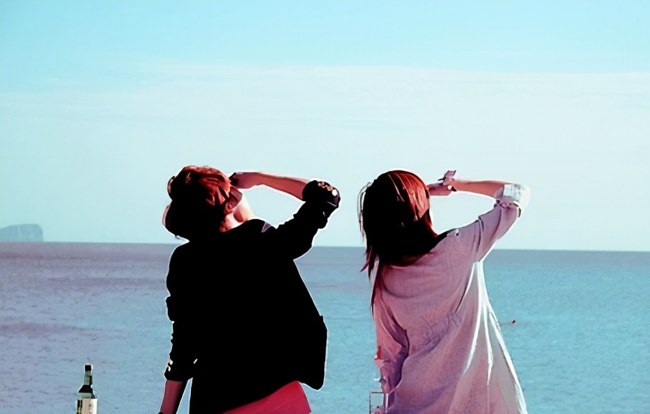 七夕节彼此相爱的两个人总会有些特别的表示