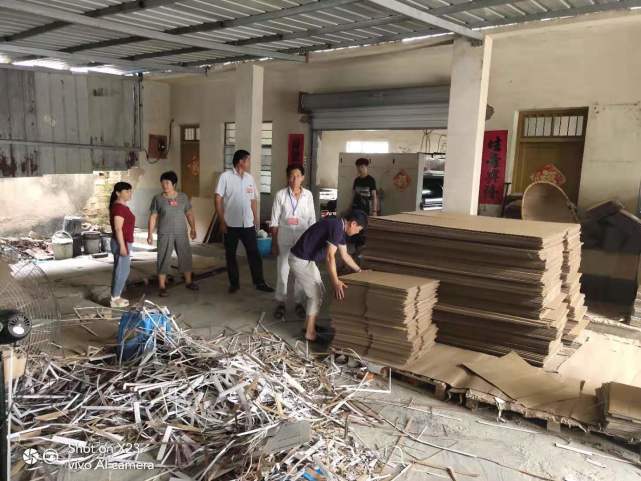 江超的小型加工厂