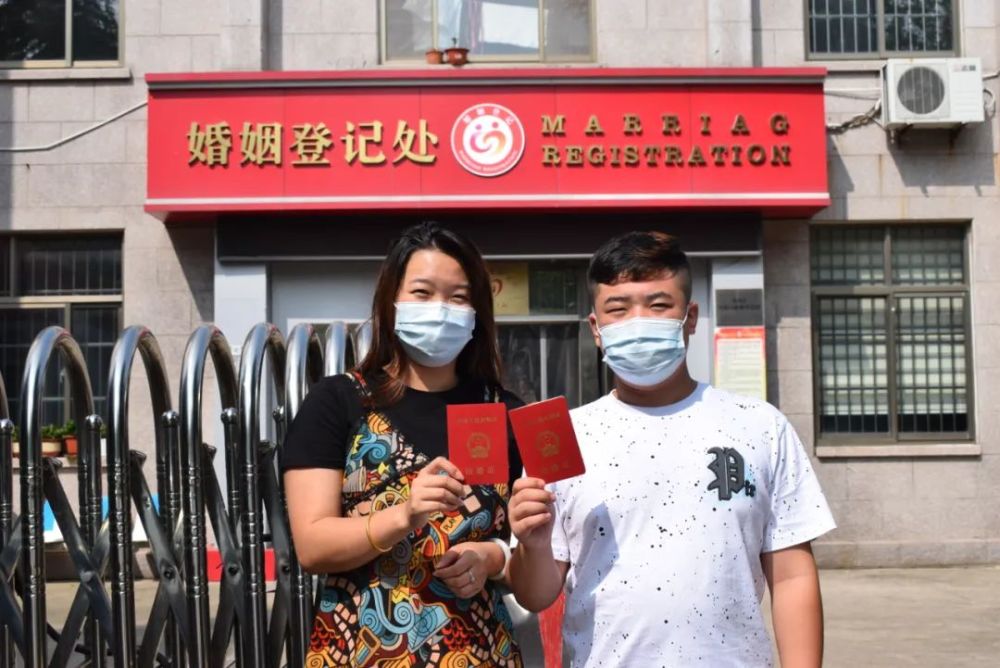 浪漫七夕 莱西27对新人登记结婚 腾讯新闻