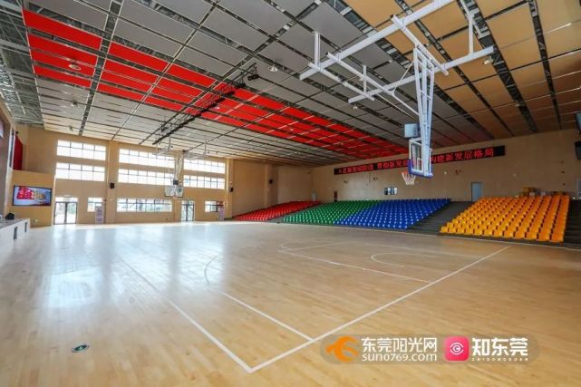 中学学生将在游泳池上体育课其中,最受学生期待的新建运动馆所占地