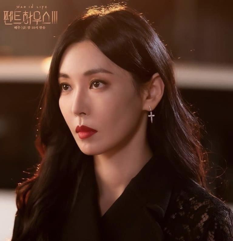 顶楼3第九集:35万人在线看直播?下集预告更精彩!