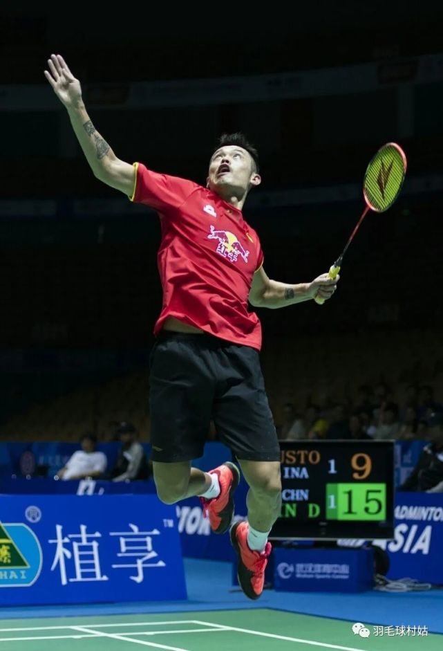 羽毛球高手必备技术—跳杀