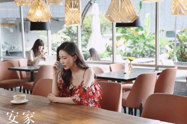 扫黑风暴中的配角太强大,连扮演馄饨店老板娘的演员都来头不小