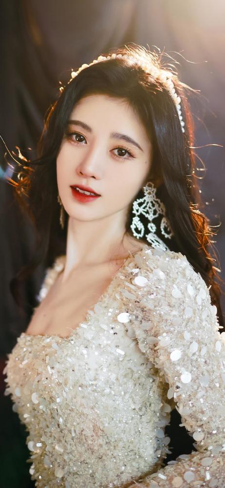 鞠靳祎壁纸愿时光能缓美好如初往事不提余生不将就