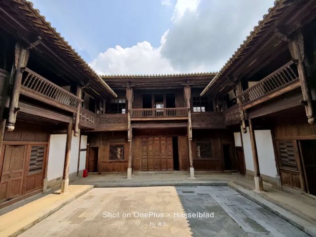 民国老宅木雕上的鸡枞菌——石屏郑营陈氏民居