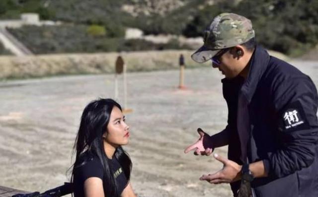 高天韵如何由一名深圳女孩变成一名美国陆军空降兵