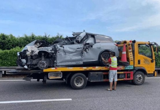 蔚来营销时叫自动驾驶 撞死人就改叫辅助驾驶 全网搜