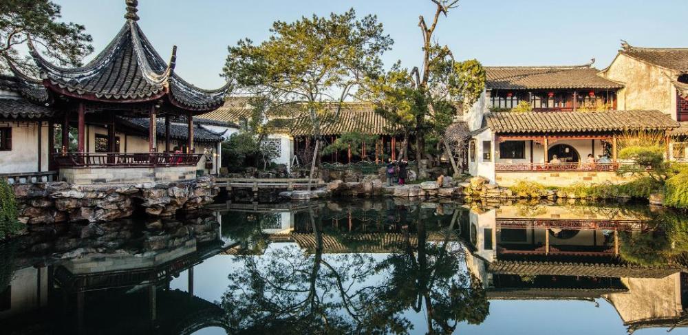 gdp与财政收入_万亿GDP城市上半年财政收入盘点:沪京深规模领先,长沙、杭州增速...
