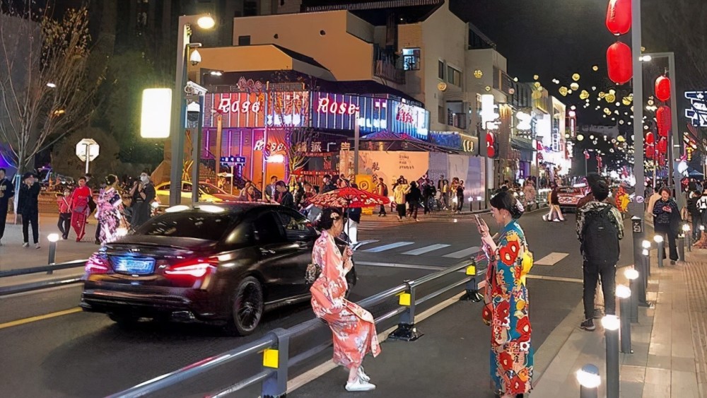商女不知亡国恨苏州有条日本街中国女孩穿和服去打卡