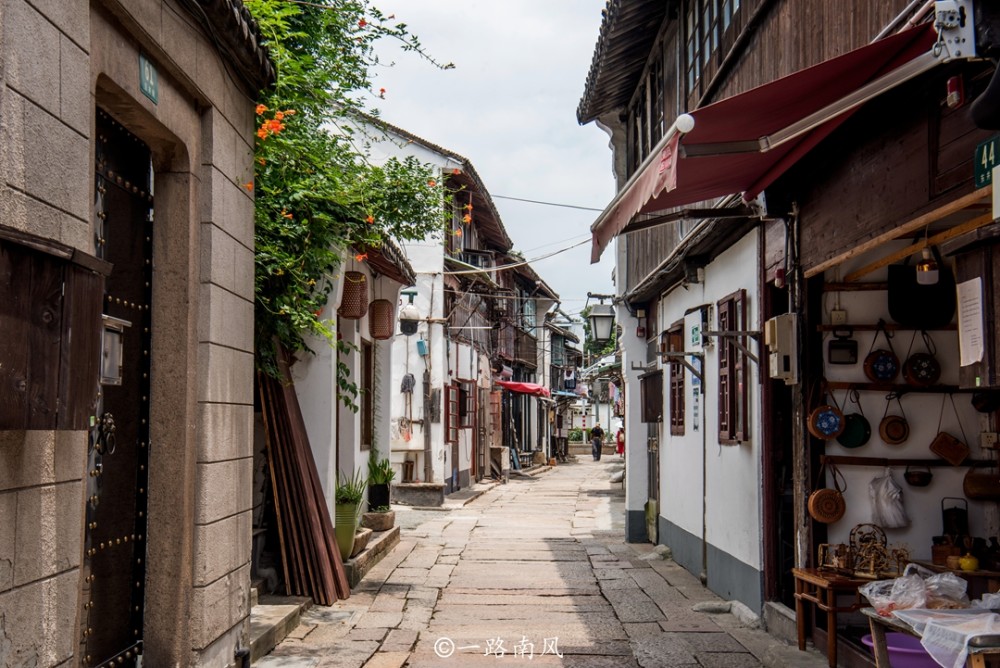 上海迷人古镇,小桥流水人家美似画卷,坐着地铁就可以去旅游