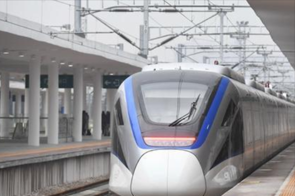 南京市江北新区马鞍机场旁,这座车站是继南京北站后的又一大型高铁站