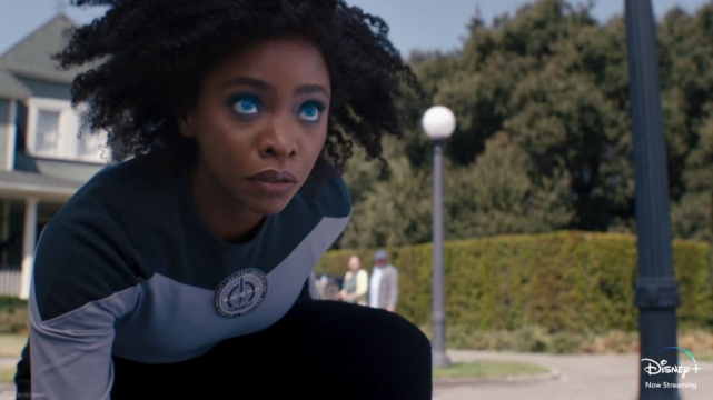 光谱莫妮卡兰博剧照