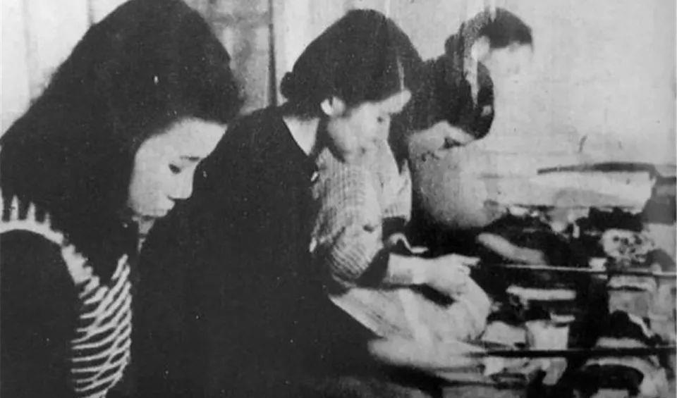 日本不愿公开老照片 南京沦陷后 日本女性的庆祝方式触目惊心 全网搜