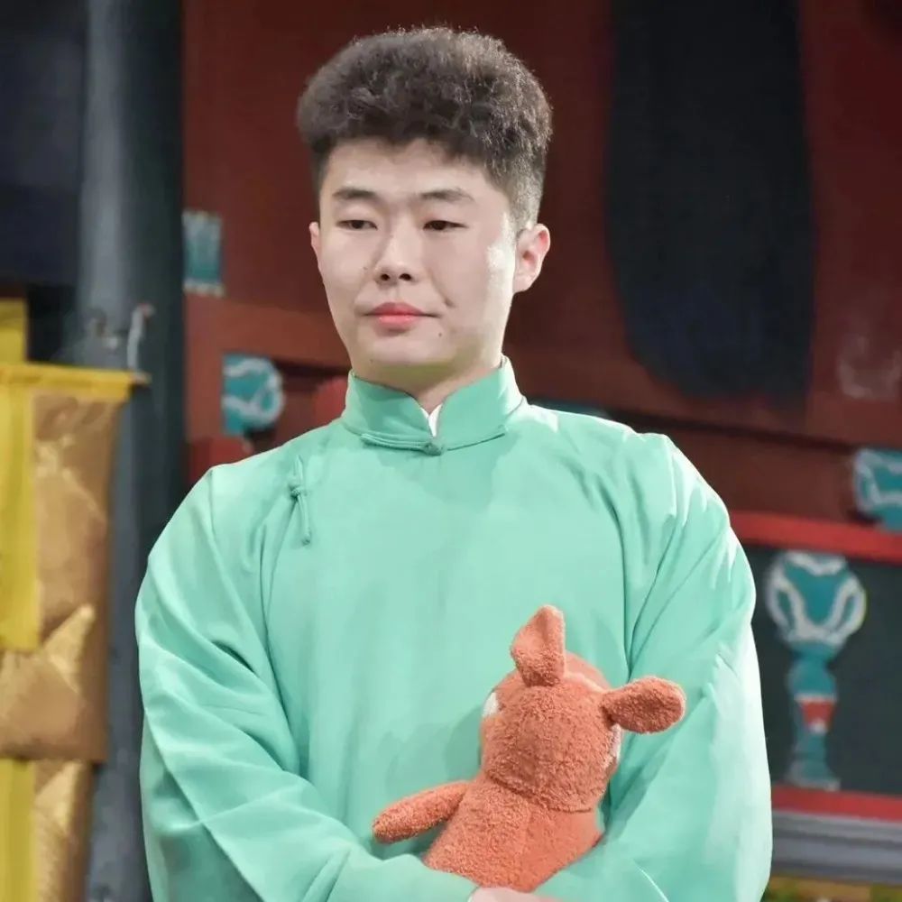 德云社周九良头像