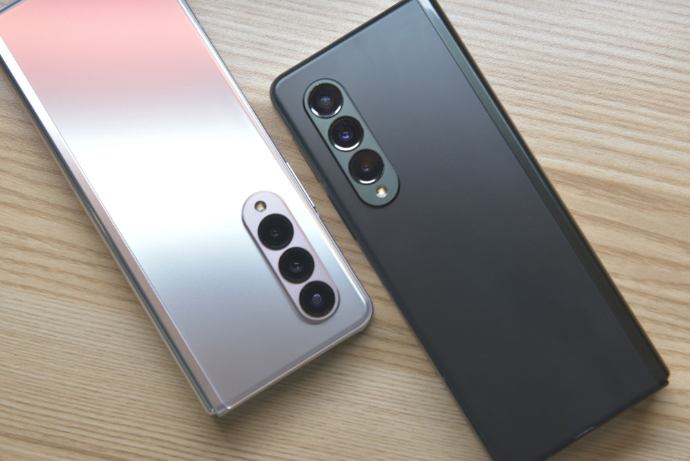 多项技术创新 开启折叠屏手机新体验 三星galaxy z fold3上手