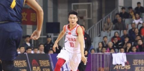 中国男篮 正式签约！中国男篮超新星加盟CBA劲旅 能否一鸣惊人？