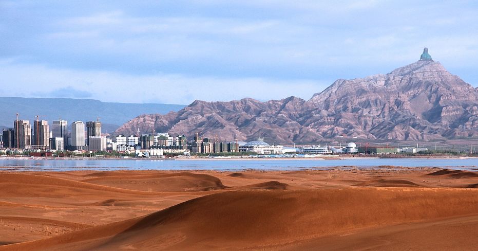 乌海 大漠出平湖,塞上有江南,去沙漠看海!