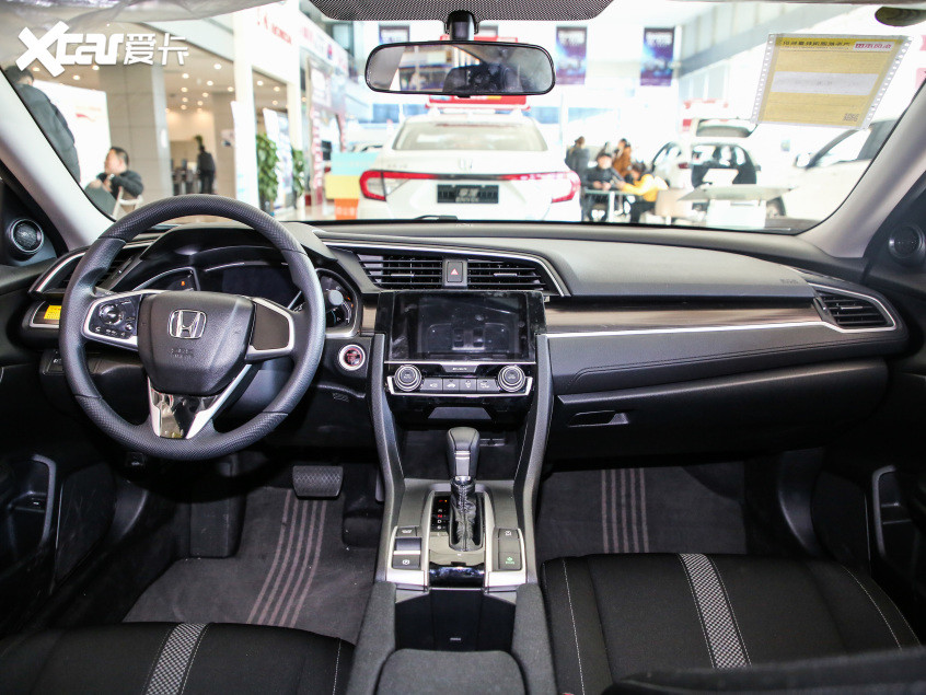 现款东风本田思域内饰内饰方面,推测新一代东风本田思域同样会高度