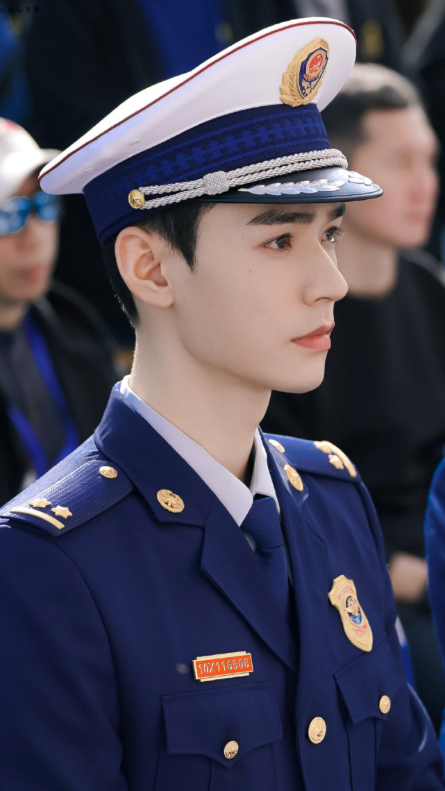 张哲瀚出事山河令可能下架对龚俊资源影响是好还是坏