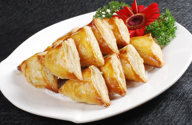 中式面点和西式面点的区别,中西式面点有什么不同,该怎么选择