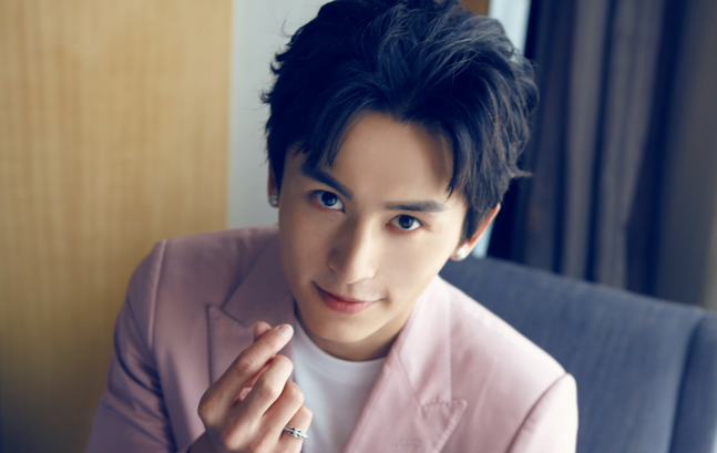 張哲瀚被《山河令》除名，趙薇也備受影響，龔俊粉游戲絲吐槽：太晦氣廣東珠三角樞紐機場最新消息
