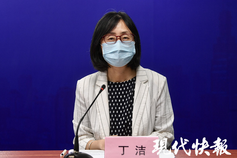 未成年人打新冠疫苗应注意什么南京疾控专家监护人全程陪同发现不适