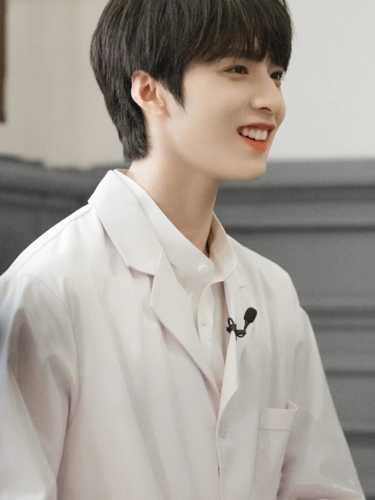 刘耀文 人类幼崽 头像