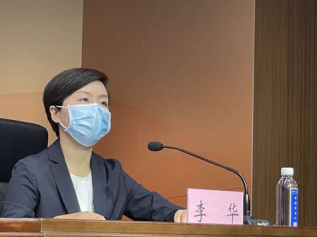 "在8月16日上午召开的郑州市新冠肺炎疫情防控新闻发布会上,河南省