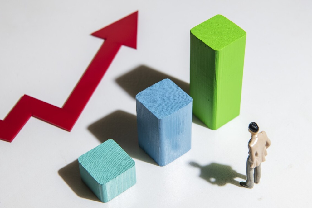 中金公司李求索：市场短期波动难免 中长期市场表现有望向好