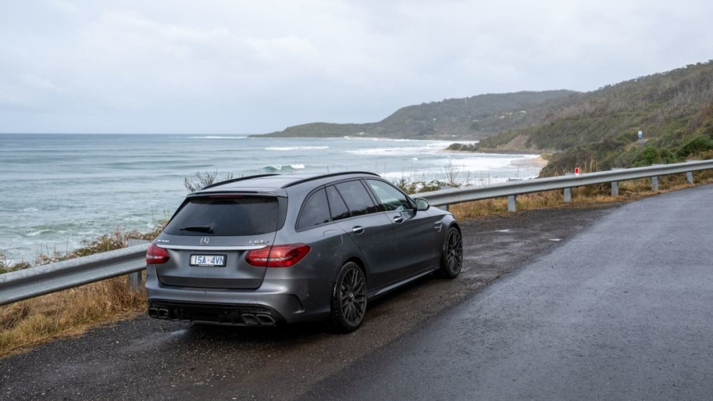 2021款奔驰amg c63 s旅行车,告别v8的终点站_腾讯新闻