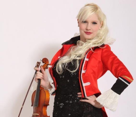 加拿大白富美李白五洲辣妹北大博士为啥下嫁被嫌弃的撒贝宁