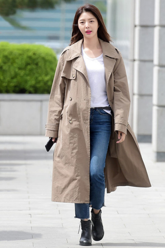 初秋到来,风衣安排上!2个穿搭重点3个搭配思路,时髦又高级_腾讯网