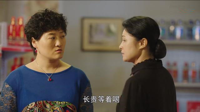 同于月仙感情最深的当属王小宝,其次是谢大脚好姐妹王云扮演者葛珊珊