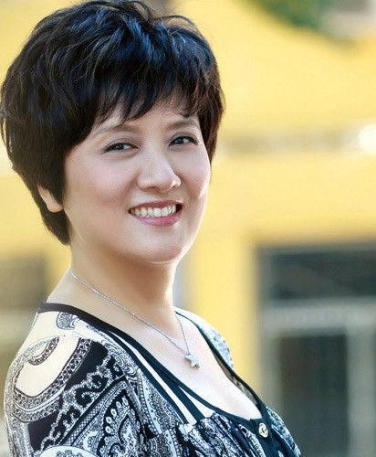 邓婕的前夫离婚后如今身价已上亿提及邓婕坦言她咎由自取