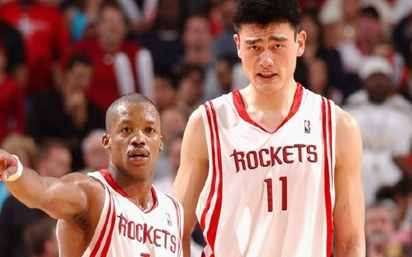 nba 姚明如今身价超30亿！在NBA征战8年，他赚了多少钱？