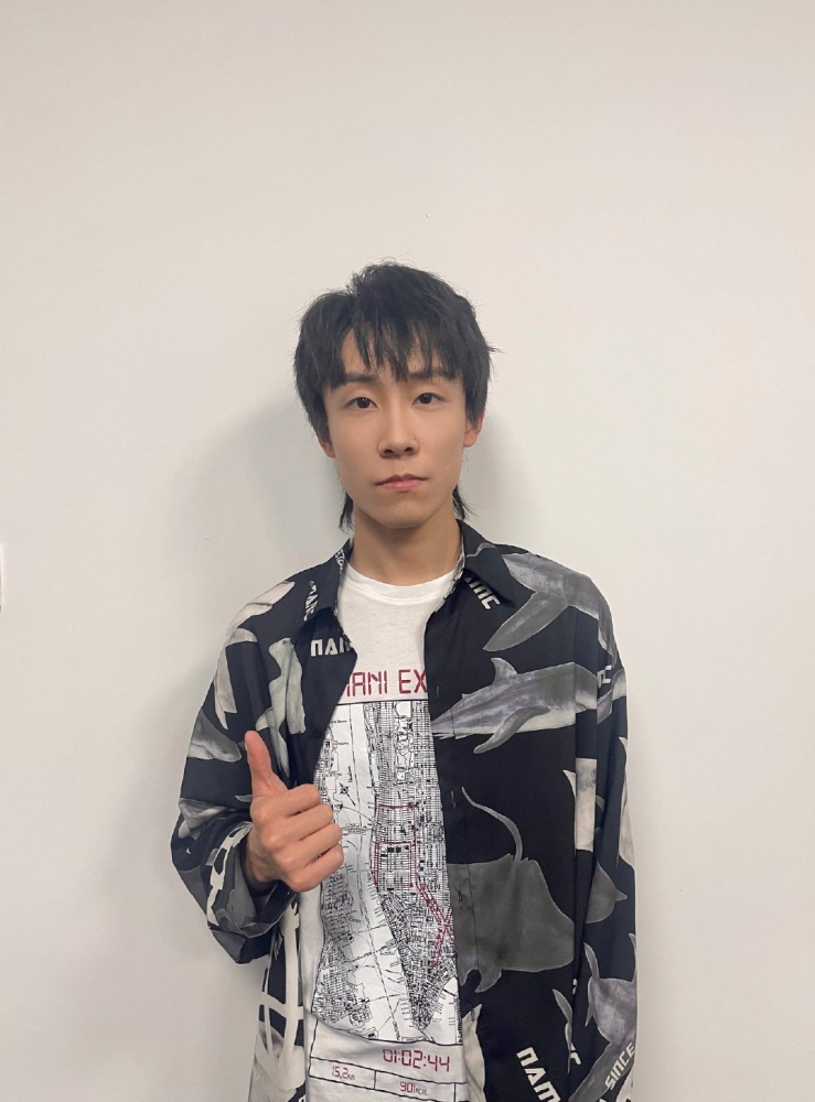 麟羽轩爆出ag转会大瓜笑影七年大概率转会爱思退役一诺成吉祥物