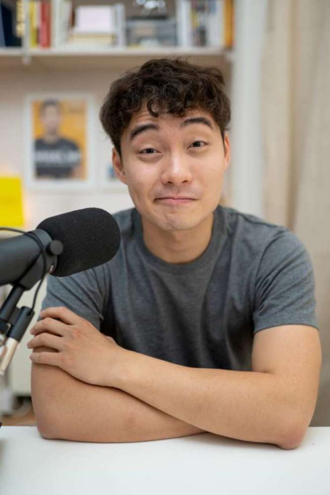 脱口秀演员黄瑾瑜人人都爱uncleroger