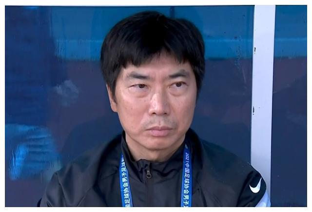 张冲 中超最大黑马！长春亚泰3-1大连人，14轮28分升至赛区榜首