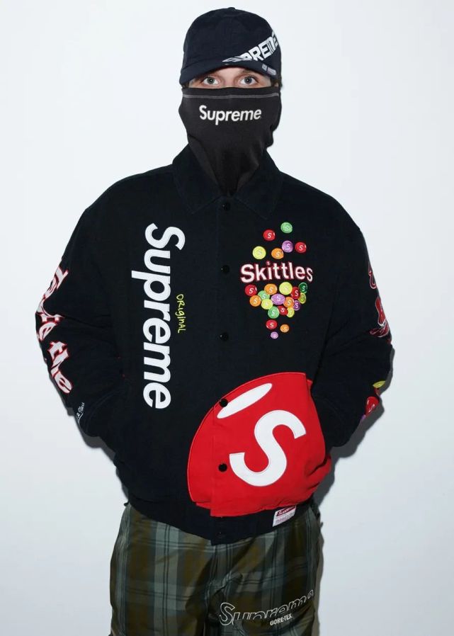 偷地铁？吴亦凡'制作人登上Supreme