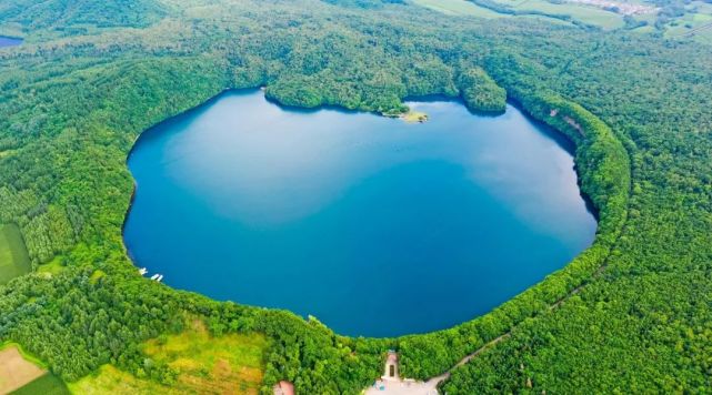 辉南龙湾·秋日私语