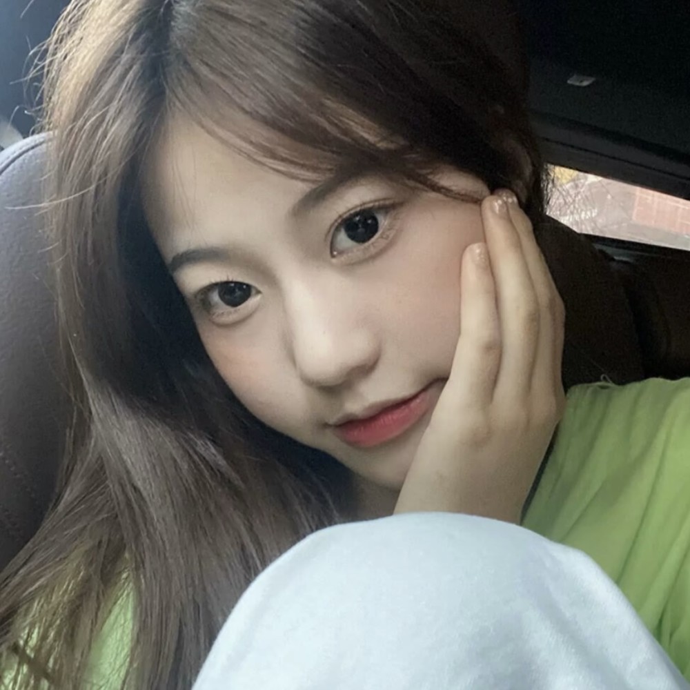 美女生日发的搞怪朋友圈