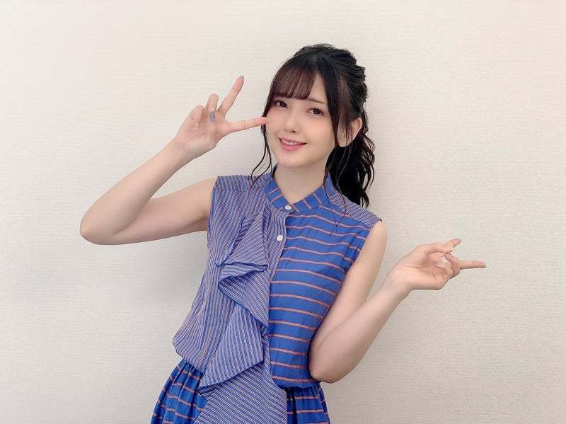 棍勇声优被爆和鬼头明里关系不一般,两个人女装都超好看,羡慕_腾讯