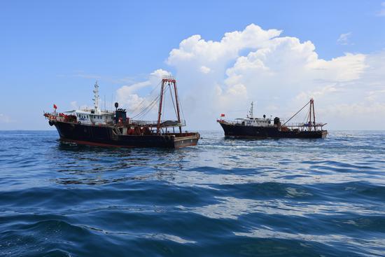 图集|休渔期结束,深圳渔民出海开捕第一网