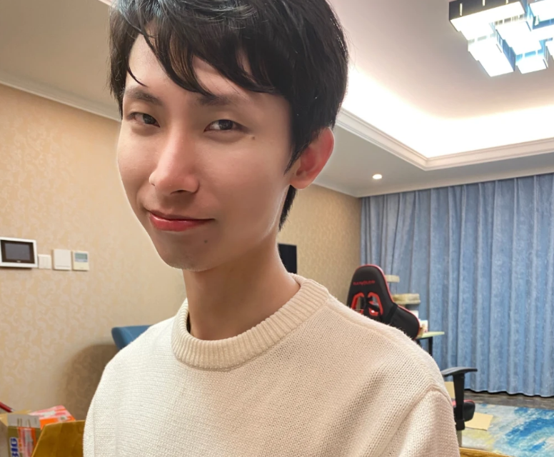 梦泪向兮兮正式求婚五年恋爱长跑结束粉丝送来祝福早生贵子