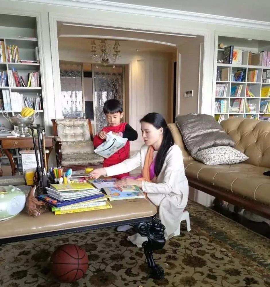 这段婚姻在一开始就是错误的.