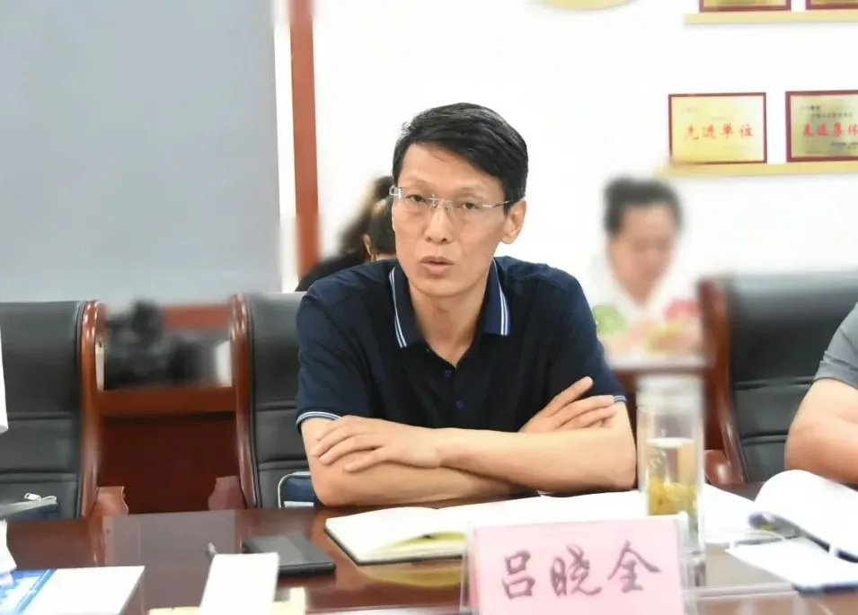 吕晓全一行在石楼县就网上信访工作进行专项督查